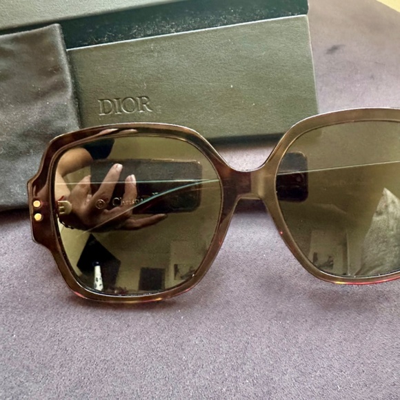 Dior Lady Studs 5 Sunglasses - Picture 3 of 6